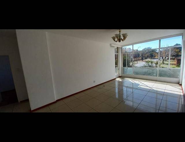 2 BEDROOM APARTMENT FOR SALE IN MARLANDS